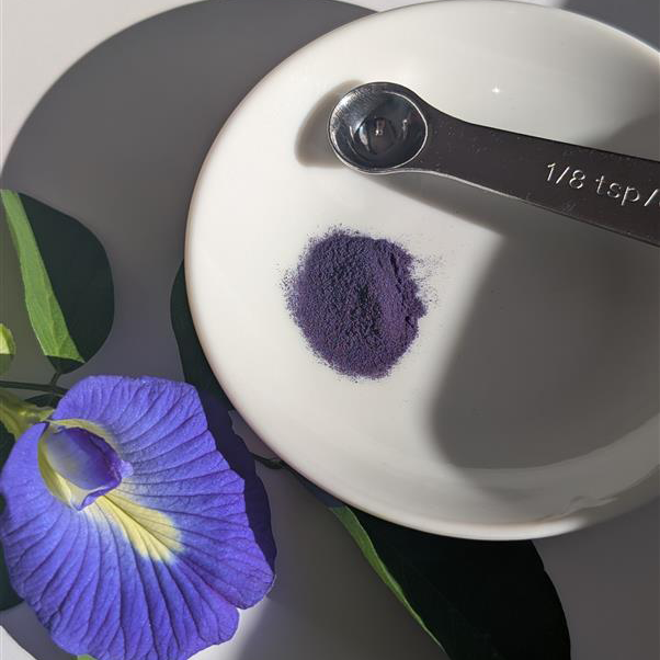 Beauty in the details: objects, material, light