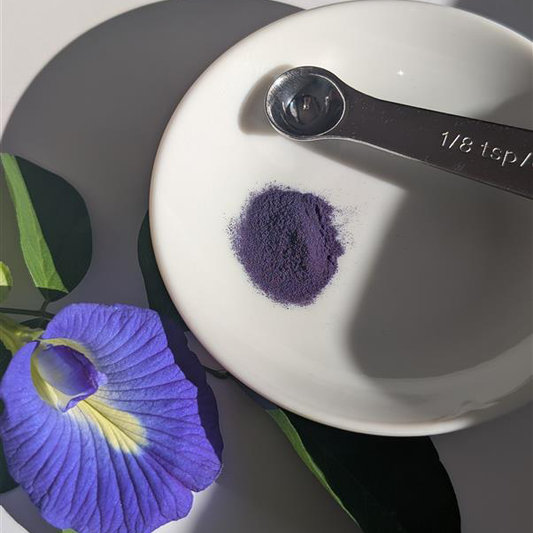 Beauty in the details: objects, material, light